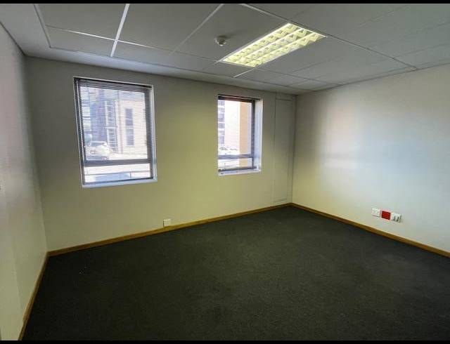 BUSINESS PROPERTY TO RENT IN HIGHVELD